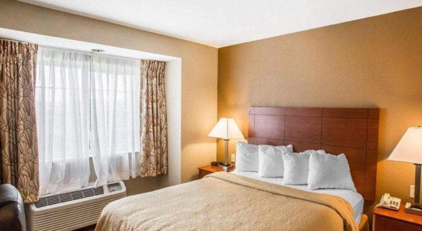 Quality Inn & Suites Mount Juliet Εξωτερικό φωτογραφία