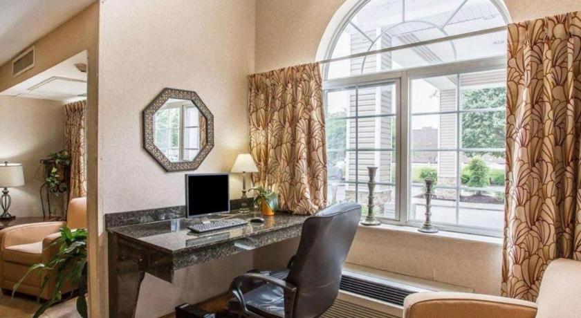Quality Inn & Suites Mount Juliet Εξωτερικό φωτογραφία